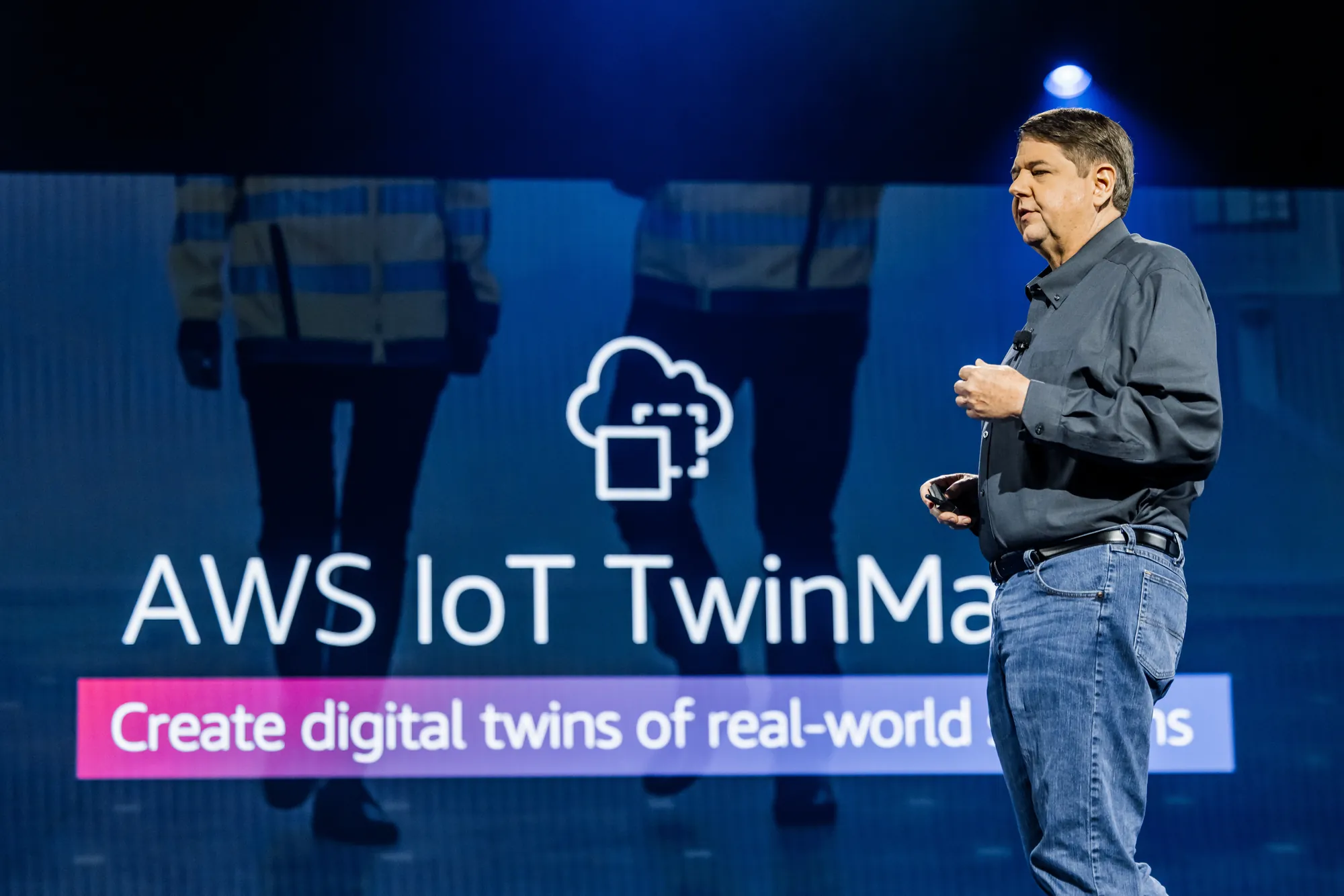 Bill Vass beside AWS IoT TwinMaker: create digital twins of real-world systems